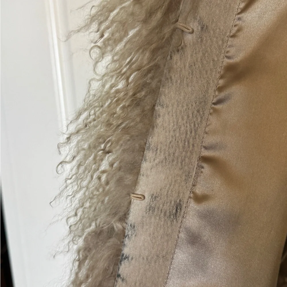 Mongolian fur jacket - Picture 7 of 8